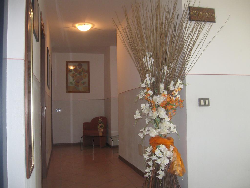 albergo del turista srl Vernasca Exterior foto